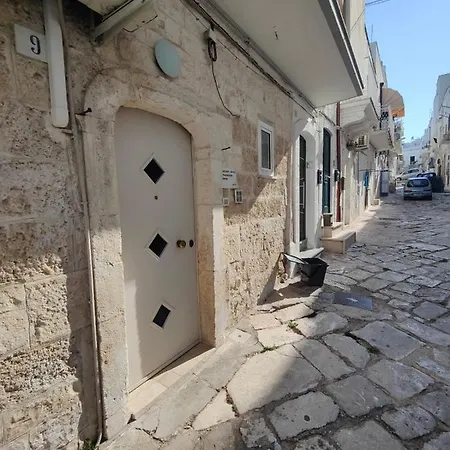 Vico Melingi * Ostuni